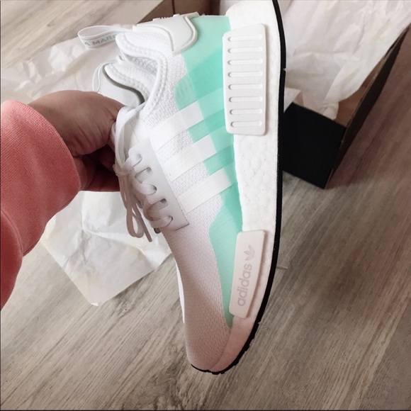 Adidas NmD R1 - Picture 3 of 8